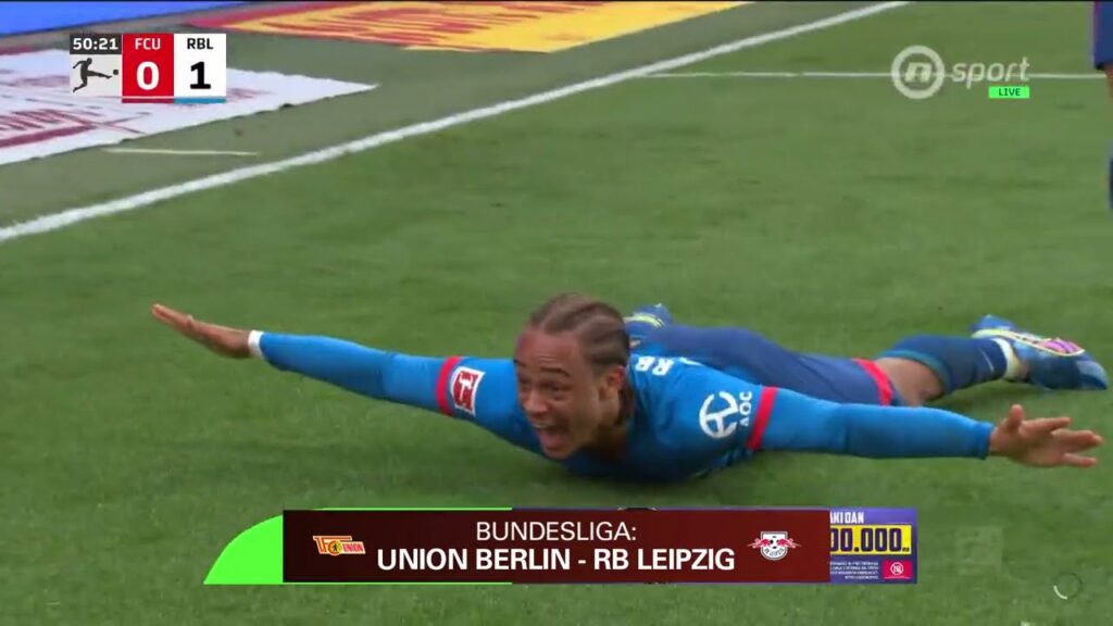 Ćavi Simons u Stilu Majstora po kojem je dobio ime I SPORT KLUB Fudbal Ćavi Simons u Stilu Majstora po kojem je dobio ime I SPORT KLUB Fudbal