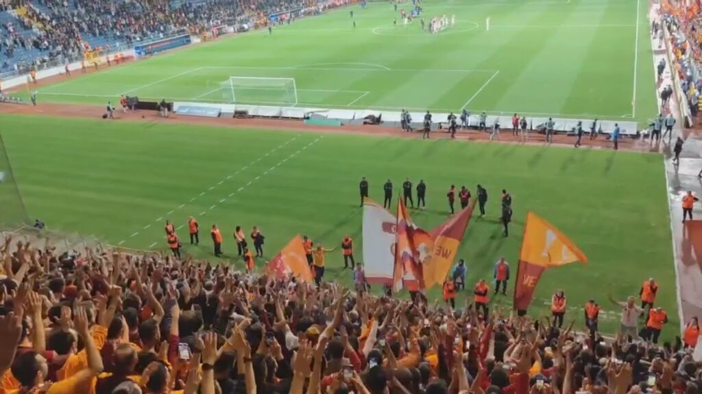 Victor nelsson'dan maç sonu üçlüsü İstanbulspor Galatasaray