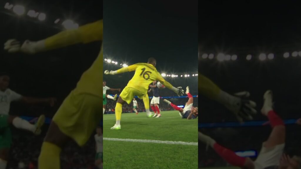 Free-kick perfection 😍🎯