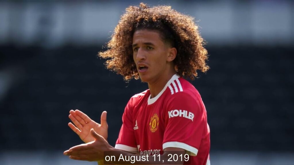 153 | Footballer | Hannibal Mejbri vs Julian Brandes mp4