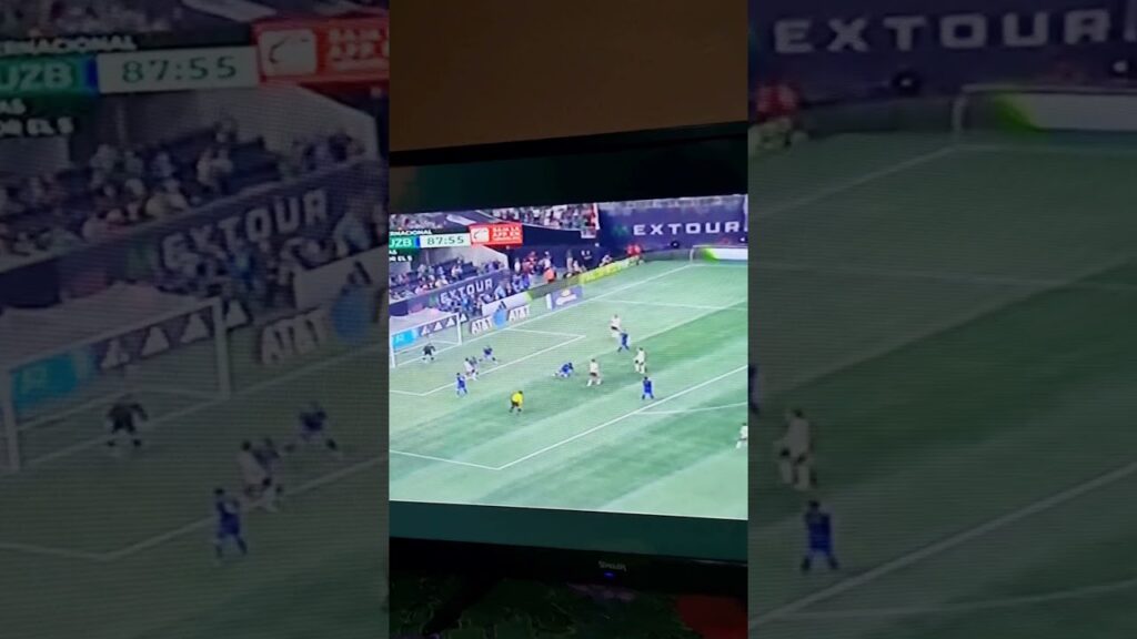 Gol de Uriel Antuna vs Uzbekistán