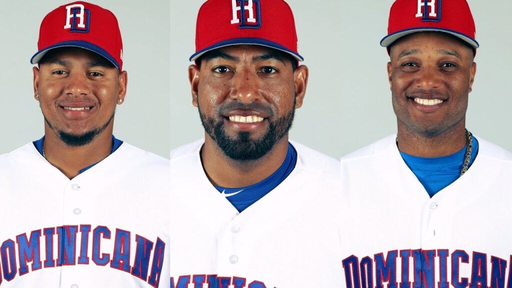 Carlos Martinez, Cesar Valdez Y Cano Con Dominicana ( Serie Del Caribe)