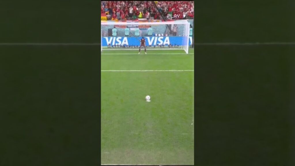 Yassine Bounou 💪🏻 | Morocco Vs Spain #football #shorts #worldcup