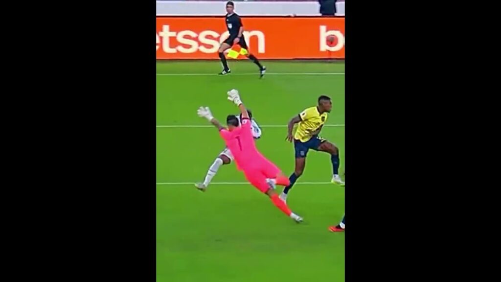 Hernán Galíndez y Kevin Rodriguez se visten de HEROES sobre el final del partido Hernán Galíndez y Kevin Rodriguez se visten de HEROES sobre el final del partido