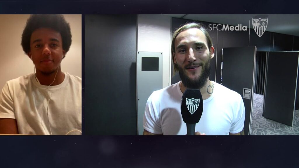 Koundé recibe los ánimos de su familia sevillista