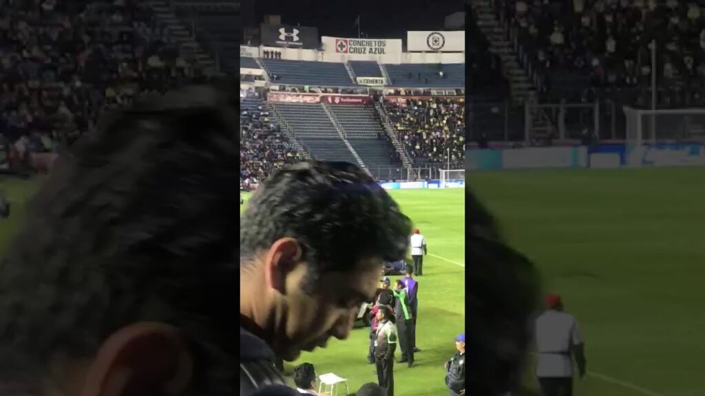 Herson Torres ingresando de cambio con el América de México en los cuartos de final de la Liga MX