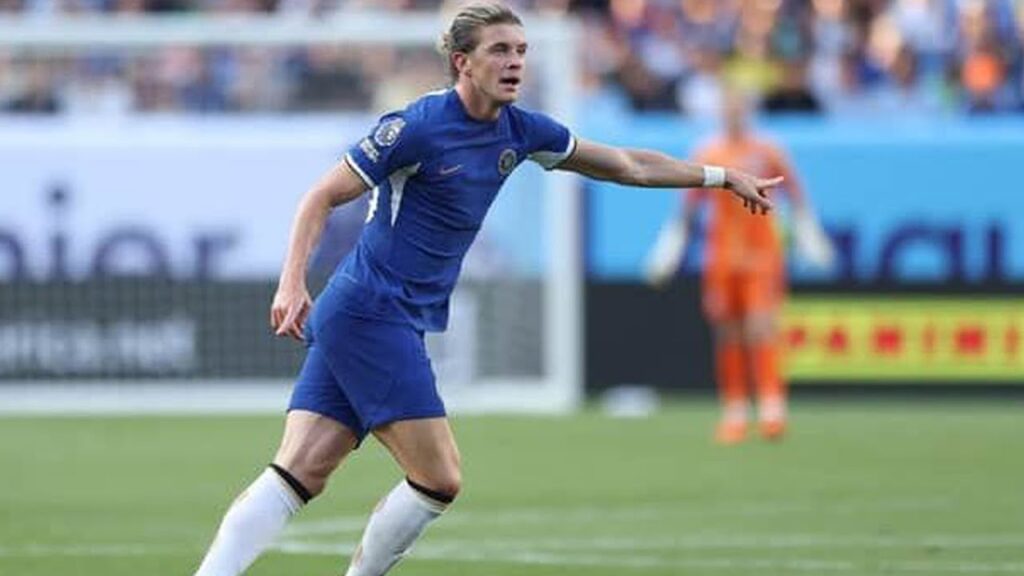 Chelsea star Conor Gallagher has hinted he’ll snub Tottenham if Spurs make late bid Chelsea star Conor Gallagher has hinted he'll snub Tottenham if Spurs make late bid