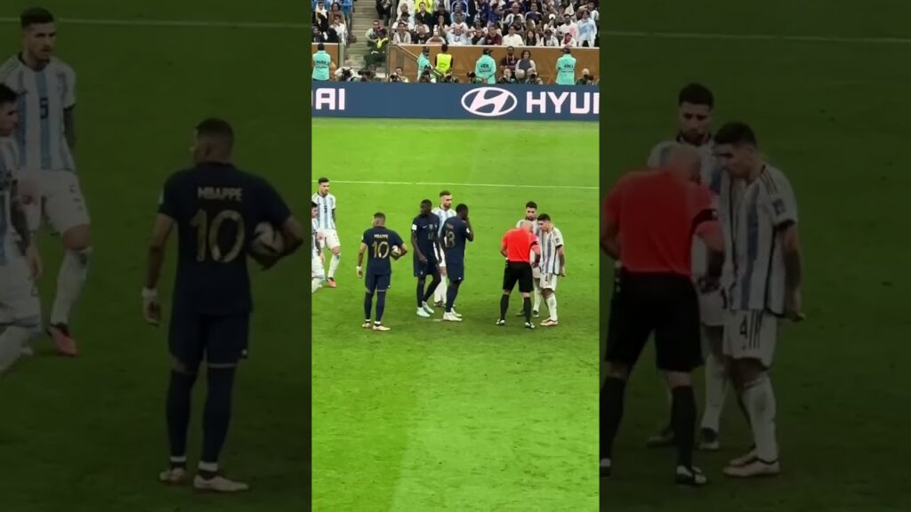 PENALTY TO FRANCE! Montiel was turning his back to try and block Mbappe's shot.