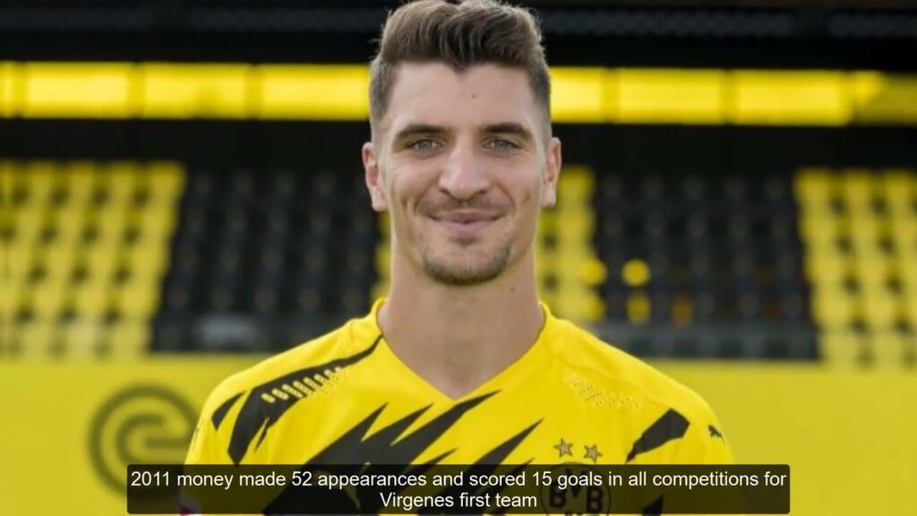 300 [ Football ] Thomas Meunier VS Kiernan Dewsbury Hall