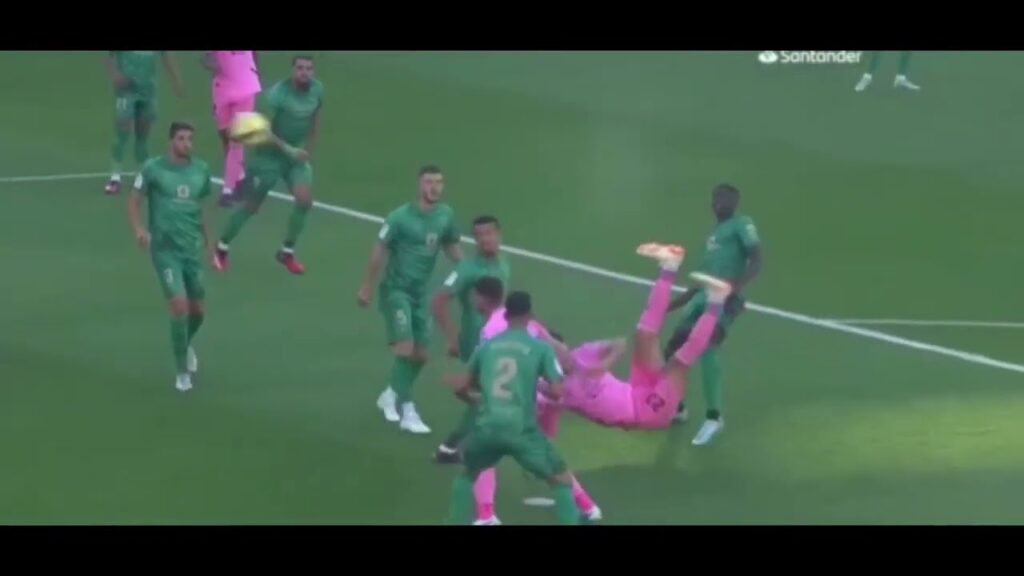 Golazo de crack!! Gol de chilena de César el cachorro Montes | Betis vs Espanyol La liga