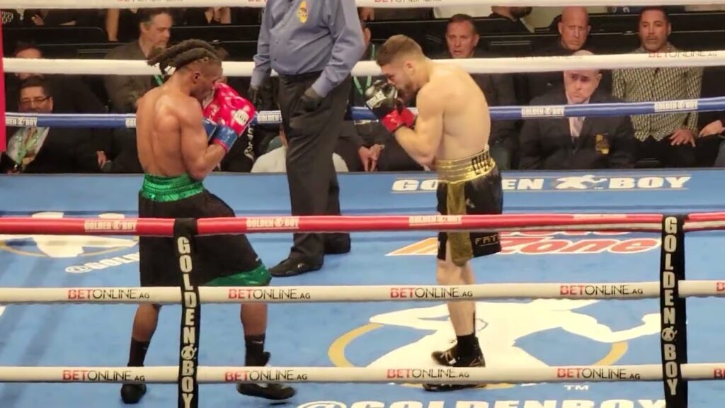 Oscar duarte vs Alex Martin Round 4