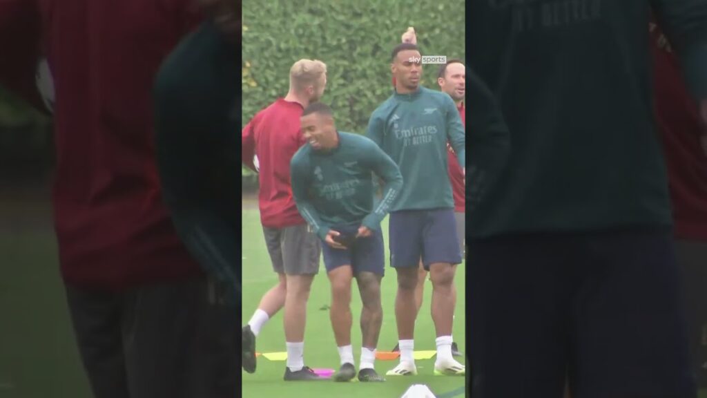 Gabriel Jesus dancing after beating Declan Rice in Arsenal's training games! 🕺
