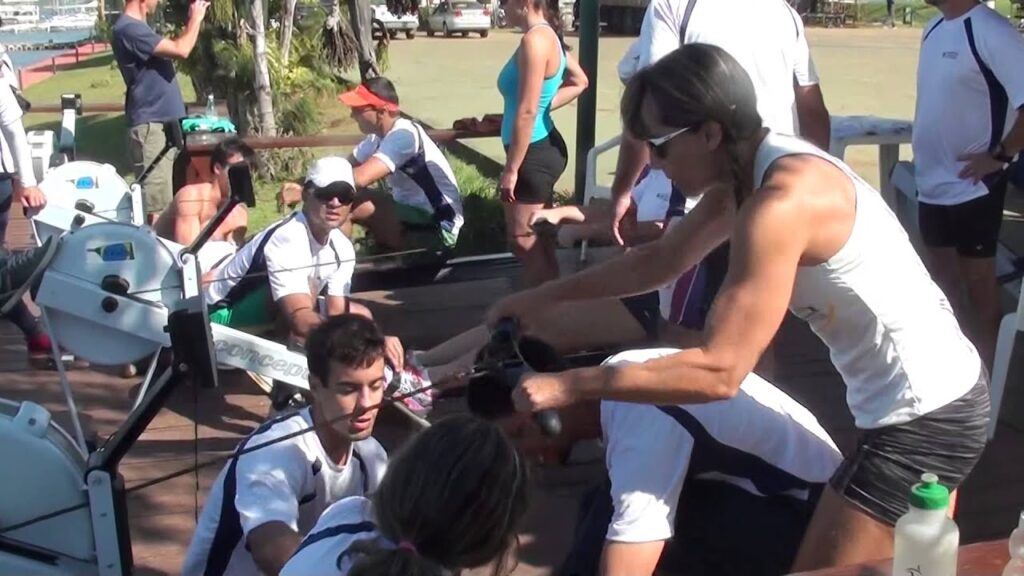 revezamento 2.000m remo ergômetro.