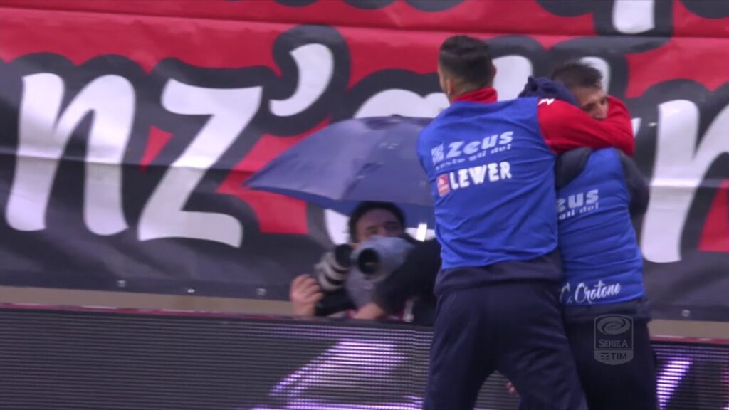 Il gol di Budimir (49') - Crotone - Spal 2-3 - Giornata 26 - Serie A TIM 2017/18