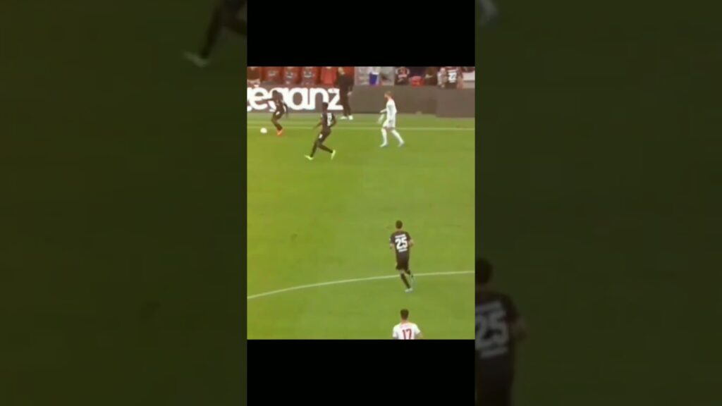 Jeremie Frimpong #bayerleverkusen #germany #netherlands