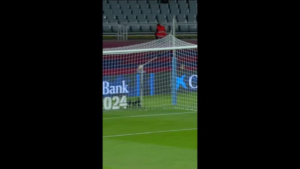 Lewandowski is BRILLIANT 😲!!  #shorts