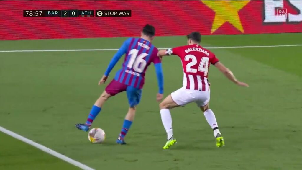 Pedri lässt Balenziaga aussehen wie Primark | DAZN