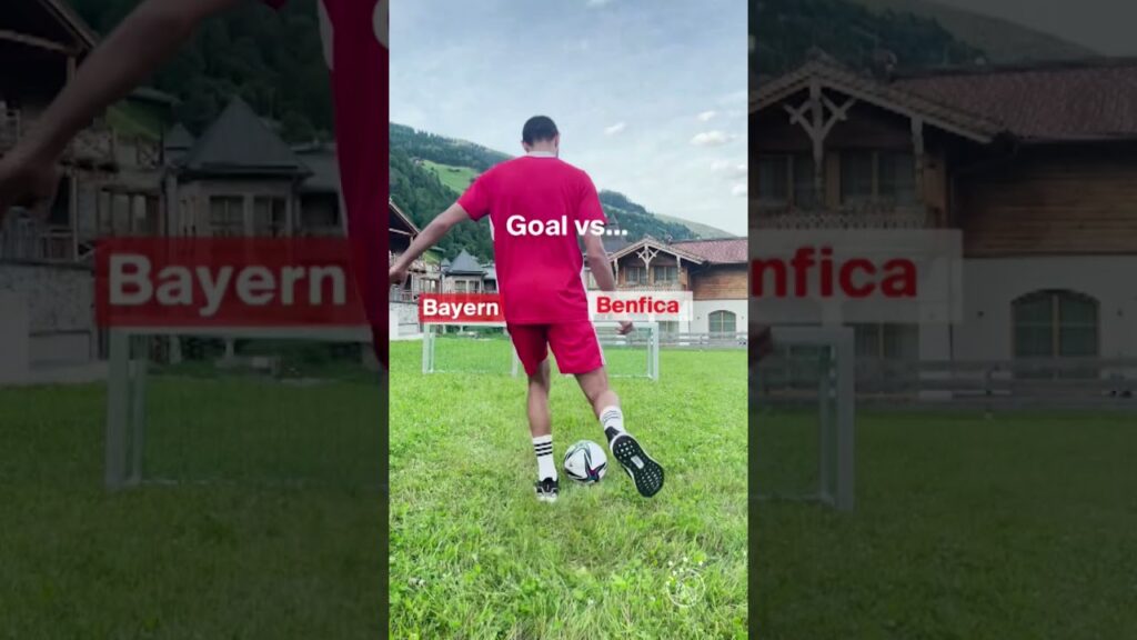 Which one would you choose? 🥅🥅 Mazraoui goed first! 😎