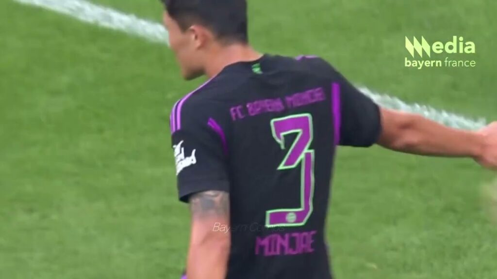 Kim Min-Jae & Dayot Upamecano Vs Borussia Mönchengladbach | Away (02/09/23)