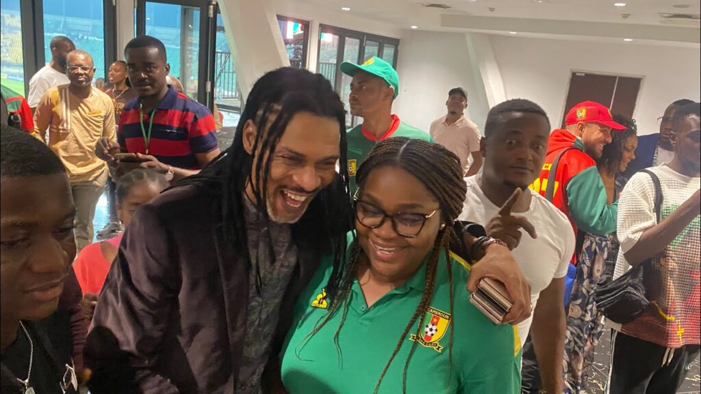 arrivée de Samuel Eto'o et Rigobert Son au stade de Bepanda pour le match Cameroun - Kenya