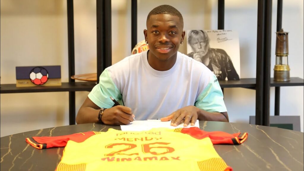 Mercato : Découvrez les premières images de Nampalys Mendy au RC LENS . #nampalysmendy #rclens #fsf