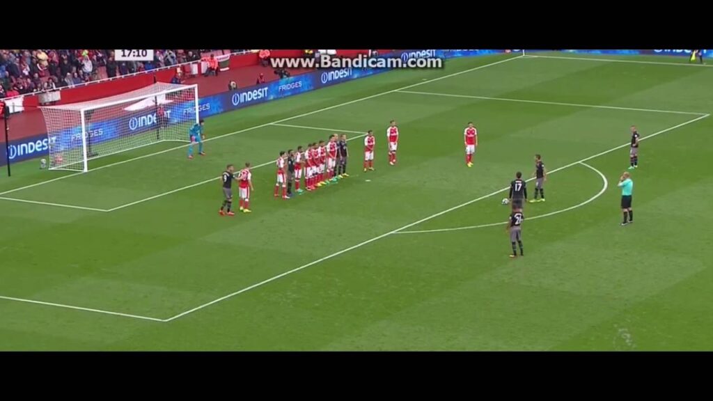 Dusan Tadic Freekick Vs Arsenal