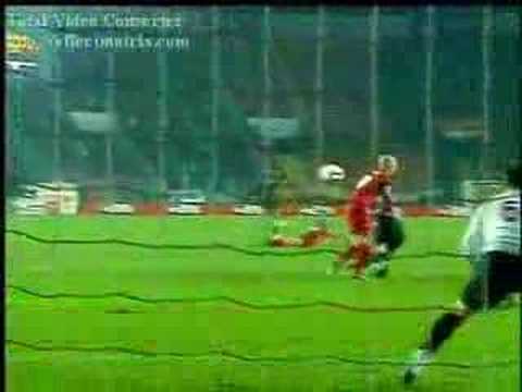 Rigobert Song'un Uzaktan Attığı Attığı Süper Gol