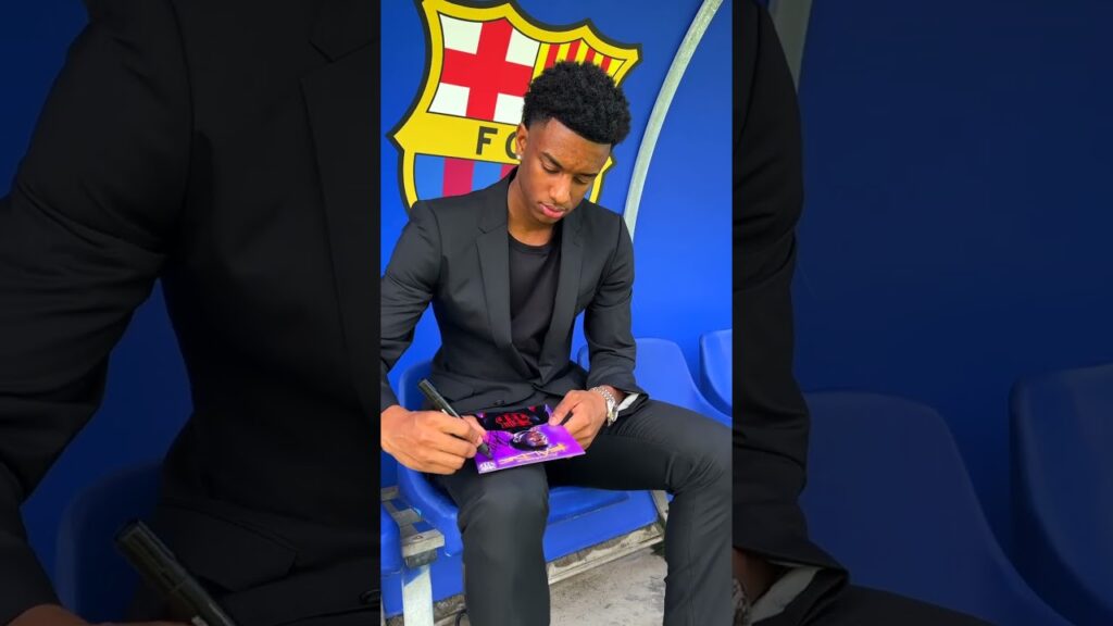 🕷️🕸️✍️  #fcbarcelona #Balde #shorts