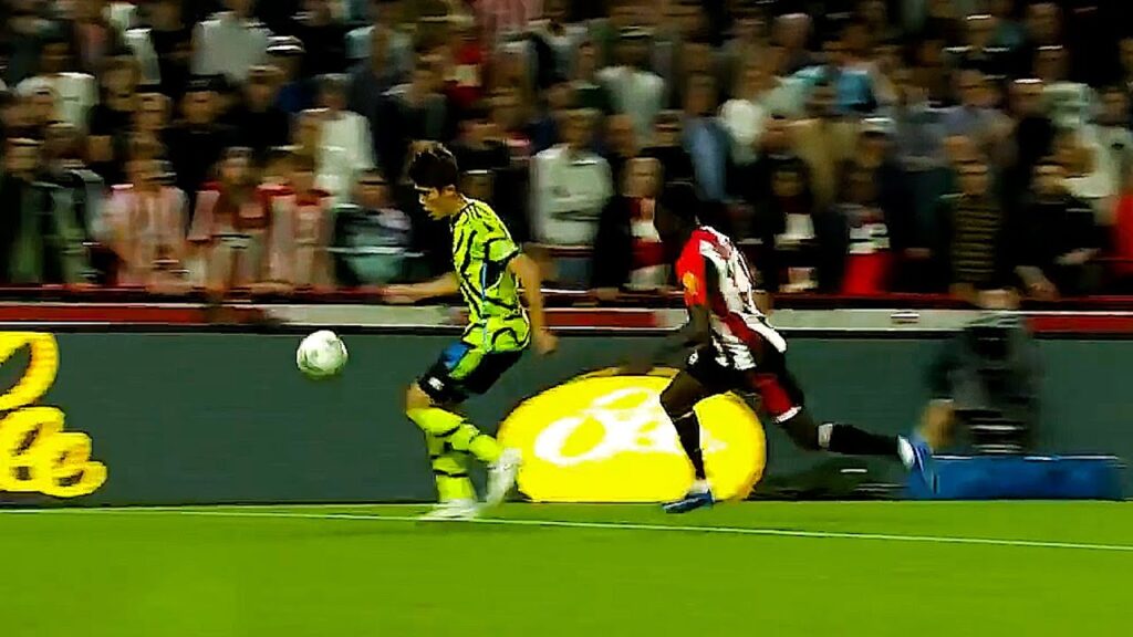 Tomiyasu WORLD CLASS Display as Centre Back ! Tomiyasu POTM Performance Vs Brentford🔥