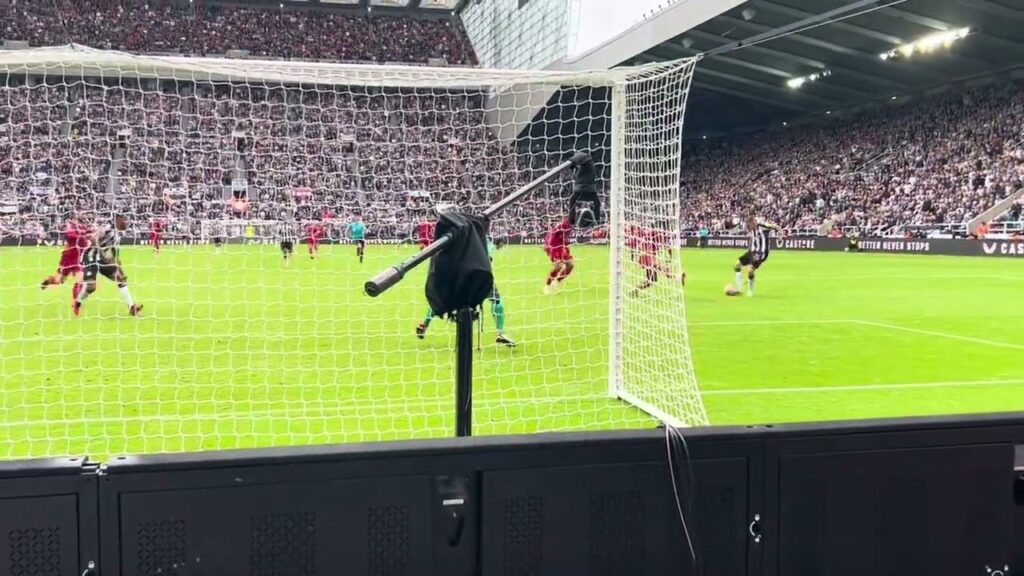 Harvey Barnes and Callum Wilson. Nufc v Liverpool. 27.8.23