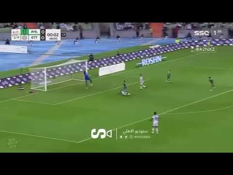 Le bel arrêt de Édouard Mendy dont le club Al Ahli réalise un clean Sheet