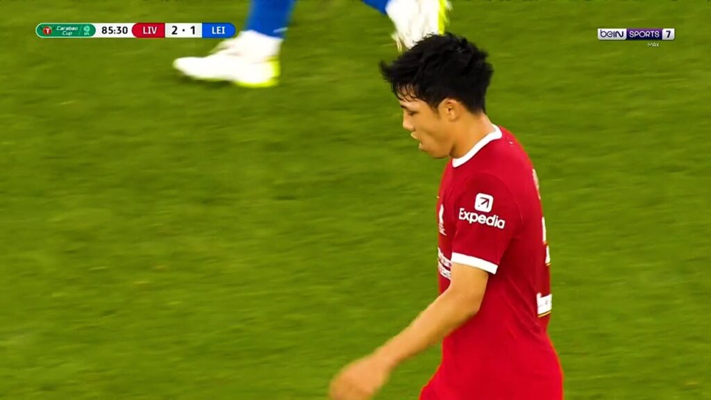 Wataru Endo vs Leicester