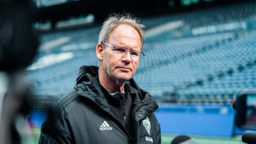 Interview: Brian Schmetzer on Cristian Roldan's homecoming