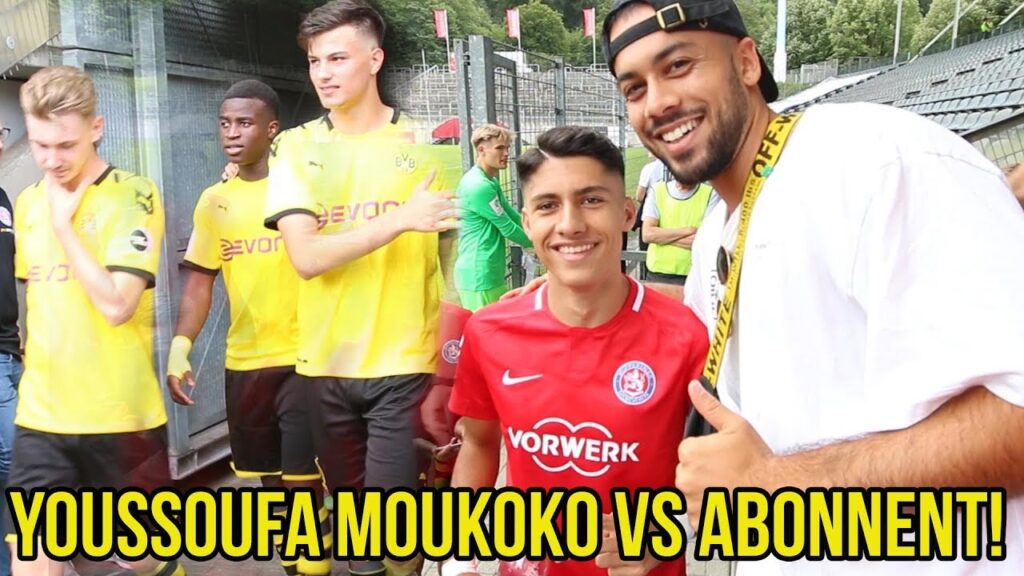 Youssoufa Moukoko BVB Wunderkind VS Abonnent Fussballspiel!