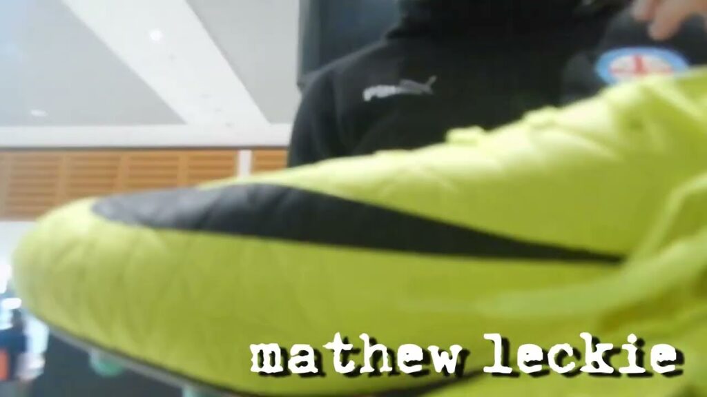 Mathew Leckie signing autographs . . . daylight2nd