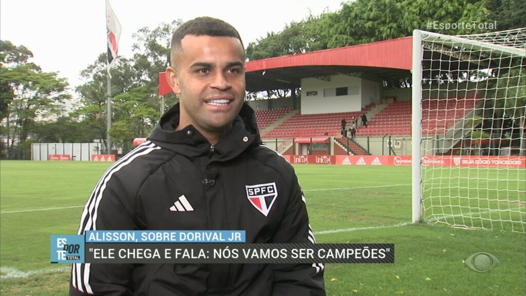 Alisson revela conversa com Dorival Jr.: "Vamos ser campeões"