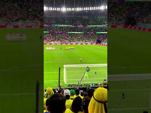 MARQUINHOS BATENDO PENALTI | VISÃO DA TORCIDA DE TRÁS DO GOL