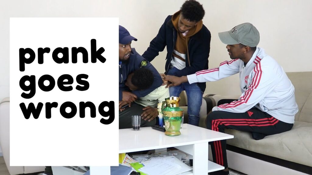PRANK GOES WRONG SOMAL|| dagaal isku badalay