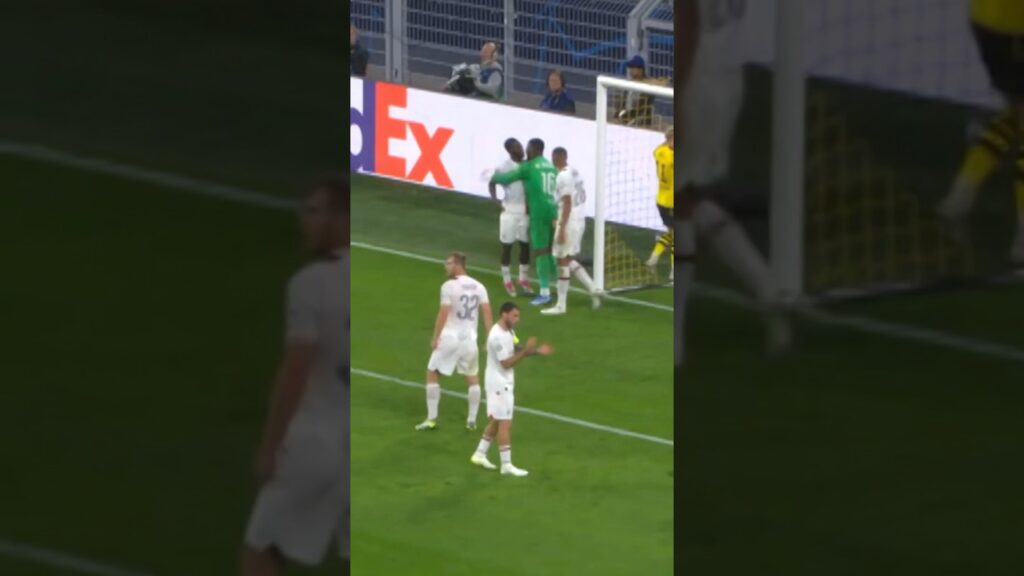 Right place, right time 💪 | Musah & Maignan | #shorts