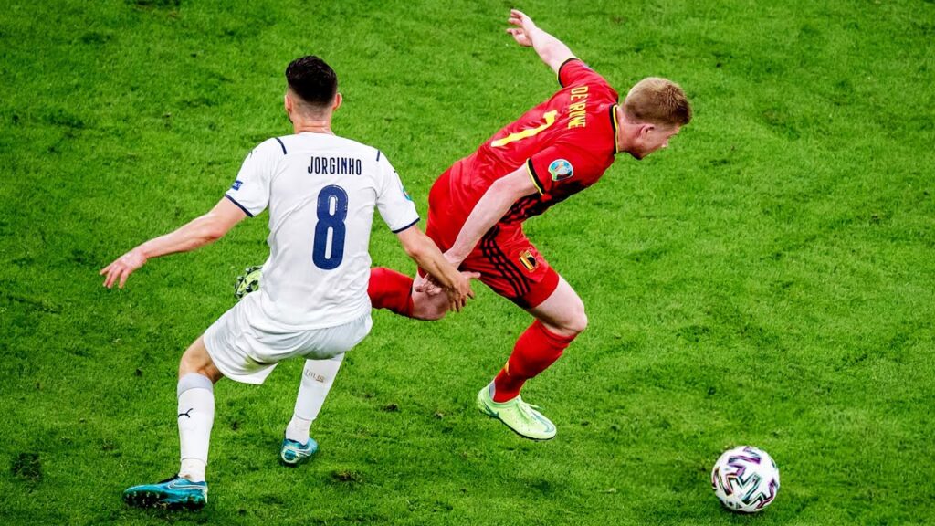 Kevin De Bruyne 2021 - Dribbling Skills, Passes & Goals.