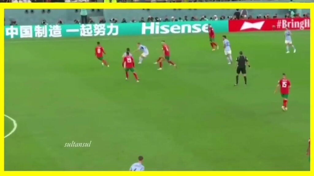 تحركات عز الدين أوناحي الذي صدم مدرب اسبانيا ضد اسبانيا