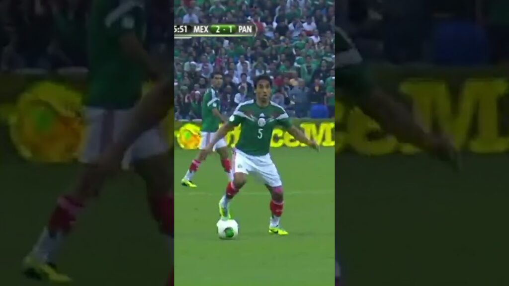 ¡NOCHE INOLVIDABLE! 😱🇲🇽 A 10 años del GOLAZO de CHILENA de Raúl Jiménez #shorts #seleccionmexicana