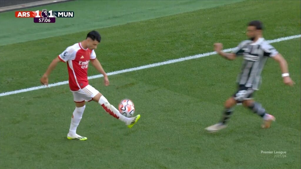 40+ Skills Where Gabriel Martinelli Humiliated Defenders!