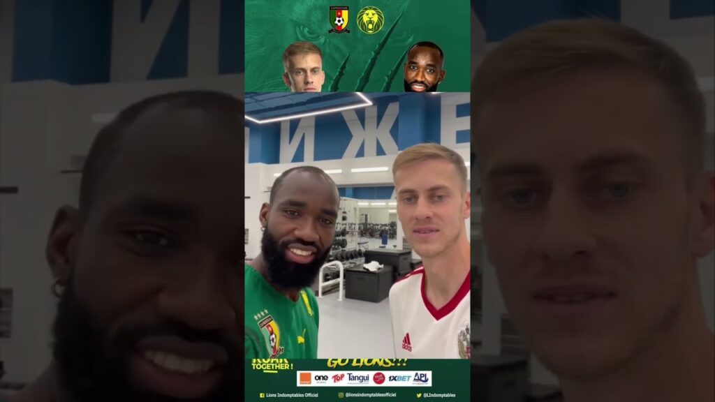 Russie - Cameroun : Moumi Ngamaleu et son coéquipier du Dynamo Moscou Daniil Fomin   #football