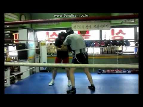 kim ji hoon VS lee ji hwan (boxing sparring)