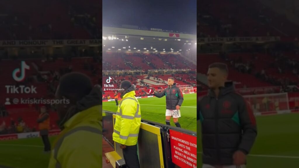 Diogo dalot fan love full time at old Trafford