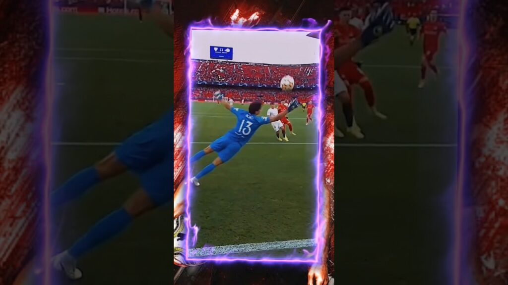 Super save by yassine bounou - تصدي عالمي خرافي من الحارس العملاق ياسين بونو