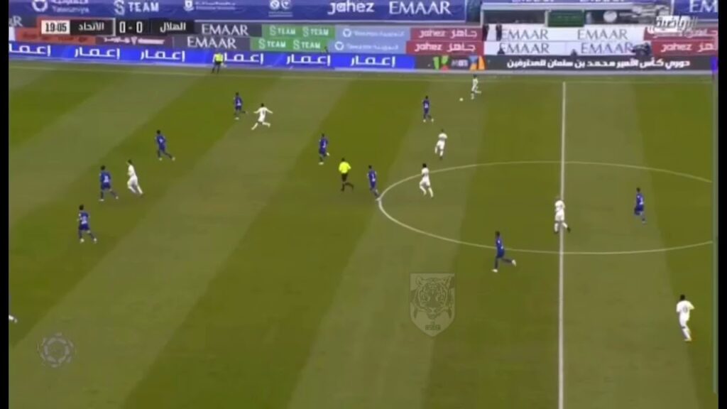 ‏أبرز ما قدمه الظهير الرائع سعود عبدالحميد ضد الهلال.