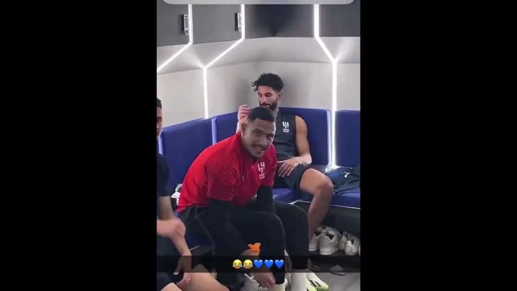 كنو يحتفل مع سلمان