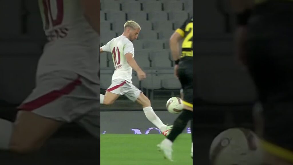 💥 Dries Mertens'in Uzak Mesafeden Şutu Direğe Takıldı #shorts #galatasaray
